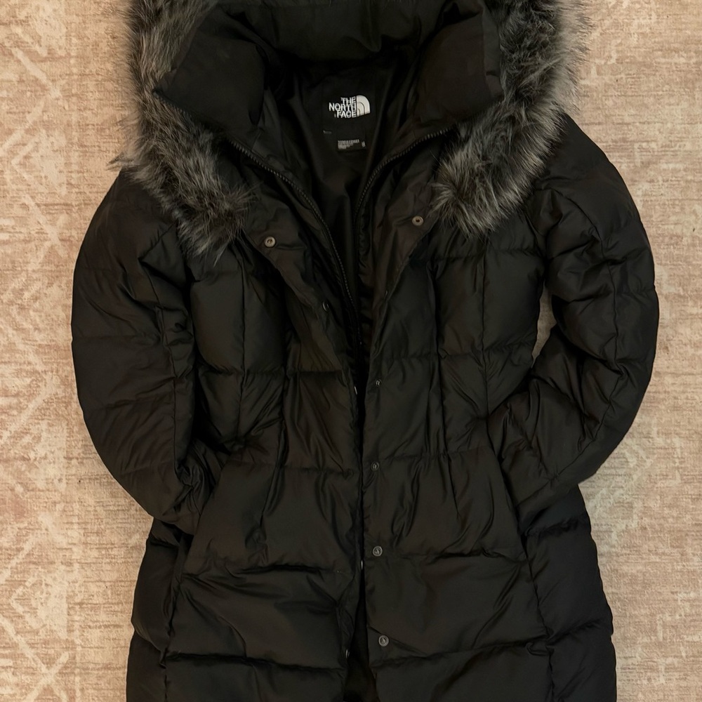 The North Face Women's Black Parka XS